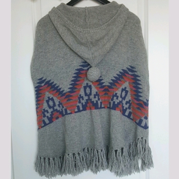 Arabella & Addison🛍 - Picture 2 of 9